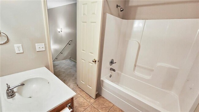 Photo - 4111 SW Shadowrock Pl