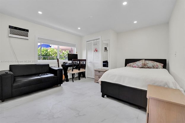 Photo - 1169 SW 23rd Ave Apartment Unit 2B