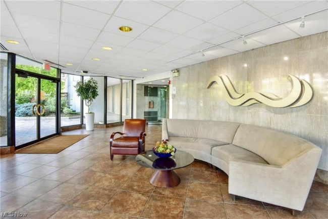 Photo - 12700 Lake Ave