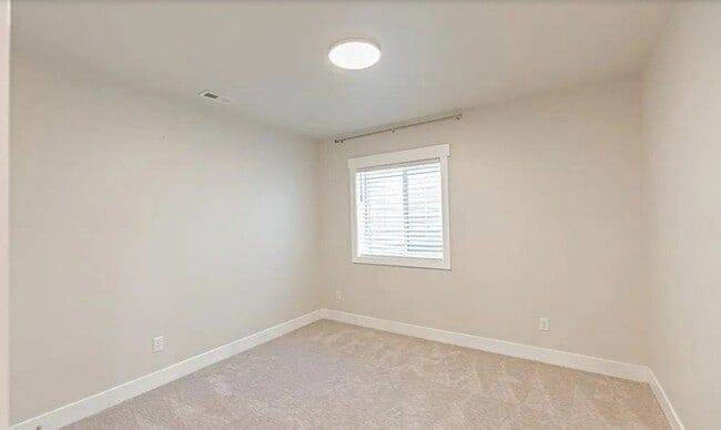 Photo - 5622 Glass Mountain Blvd