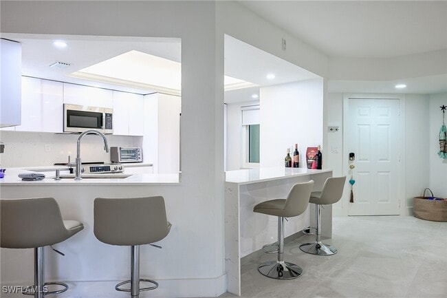 Building Photo - 592 Beachwalk Cir Unit N202