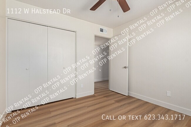 Photo - 1112 W Halstead Dr