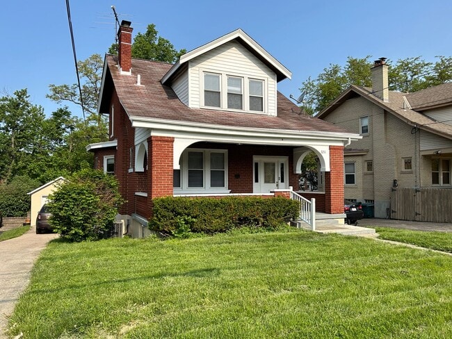 WESTWOOD - Charming 3 bed 2 bath, close to... - WESTWOOD - Charming 3 bed 2 bath, close to... Casa