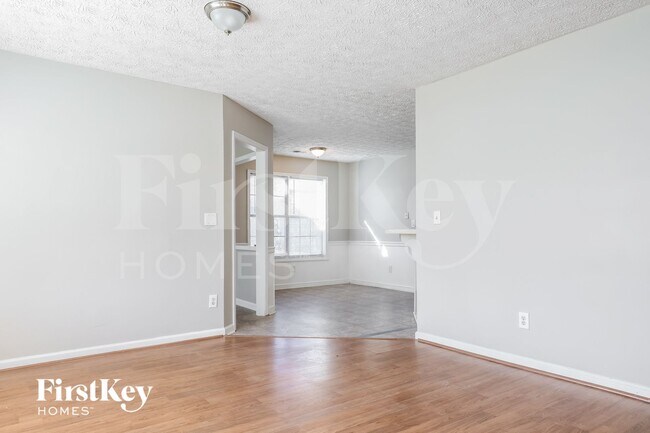 Photo - 120 Grayview Ct