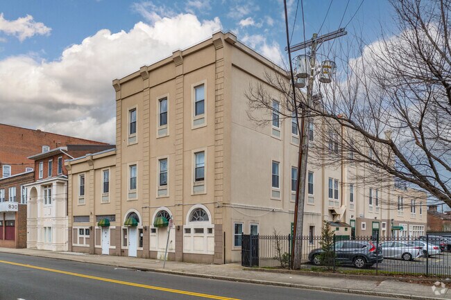 850 Grand Ave New Haven, CT 06511 - 850 Grand Ave Apartments