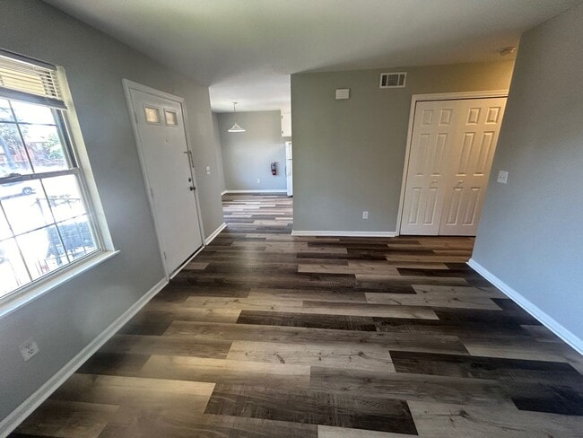 Photo - 925 Glenn St Unidad 925-6 Glen