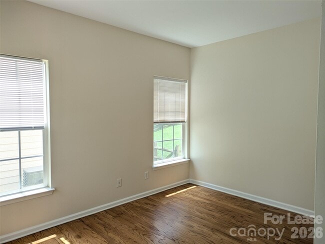 Photo - 106 Autry Ave