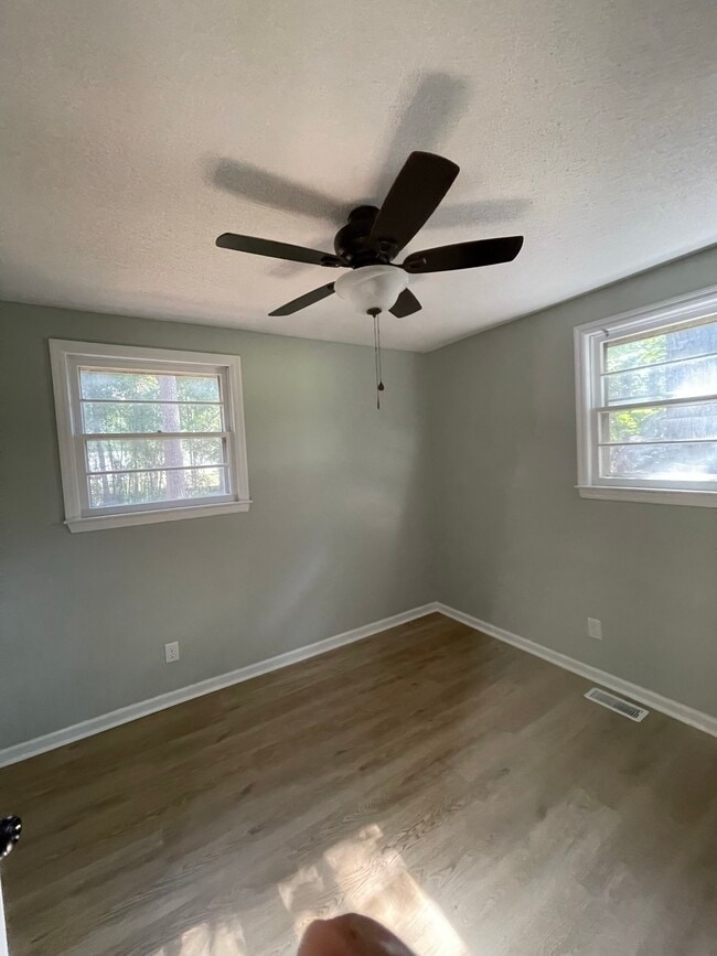 Photo - 1132 Mandel Dr