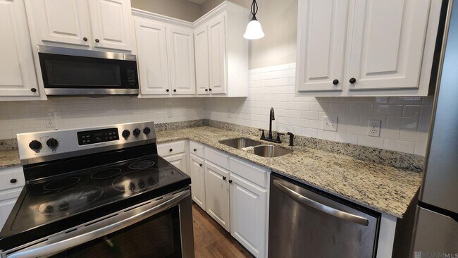Photo - 205 River Mill Dr
