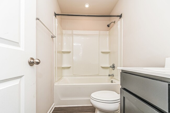 Photo - $500 off first month rent "Charming 3BD/2BA Home Located In Raleigh NC!!!