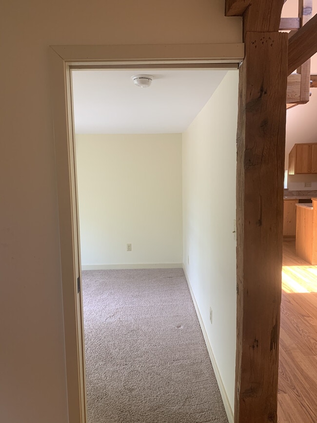 Main bedroom entrance - 7098 FERRY Rd Unit 1