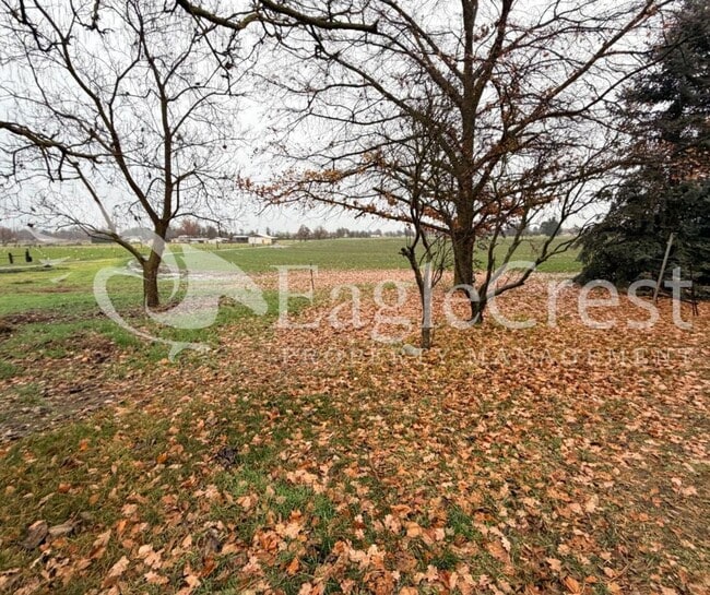 Photo - Renovated 3 Bedroom 2.5 Bath Country Home with Mountain Views & Wrap Around Porch!!