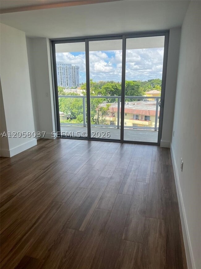 Photo - 13800 Highland Dr Unit 502