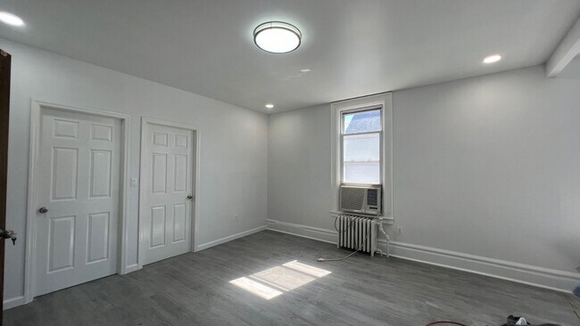 Photo - 18 Ormond Pl