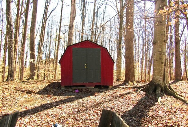 Photo - 144 Hollow Timbers Dr