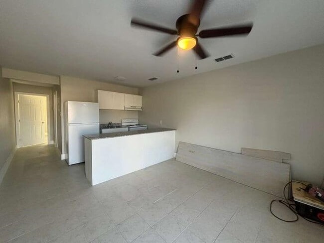 Photo - 1303 Philadelphia St Unit 2