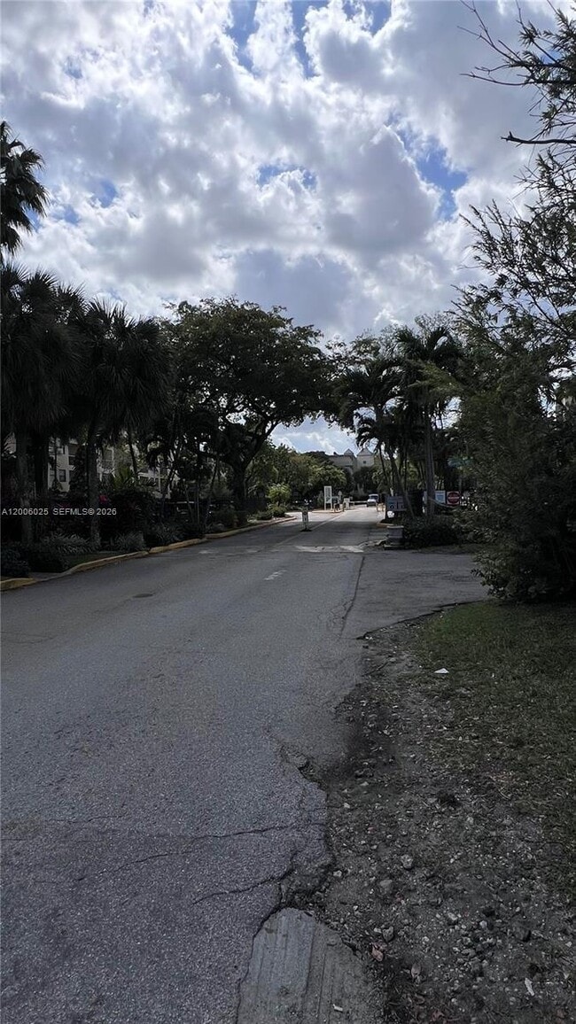 Photo - 8290 Lake Dr Unit 108