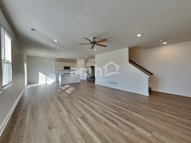 Photo - 9145 Henley Ave