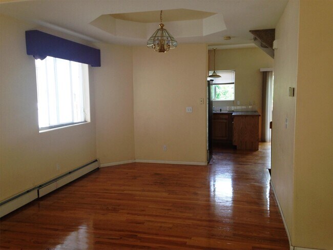 Photo - 3683 Iris Ave