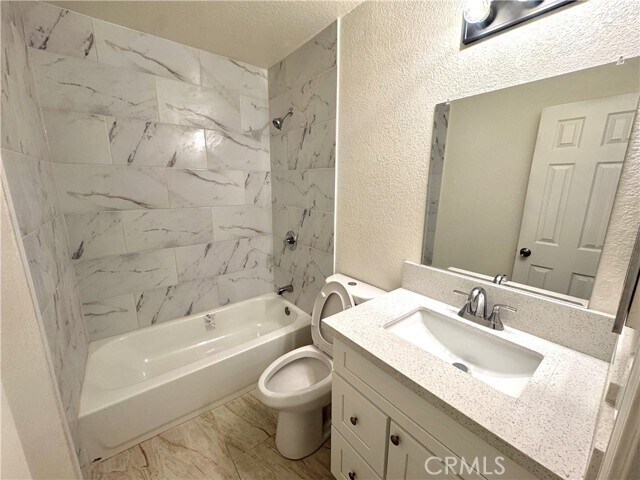 16214 Juniper St Unit 2b