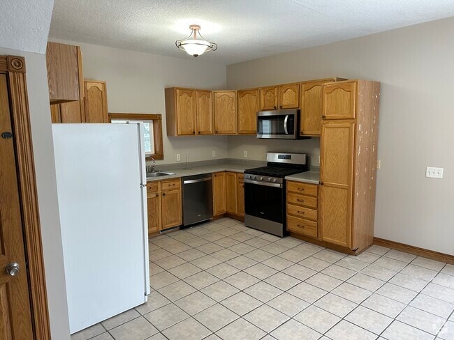 Building Photo - 465 3rd Ave Unit 1 Rental