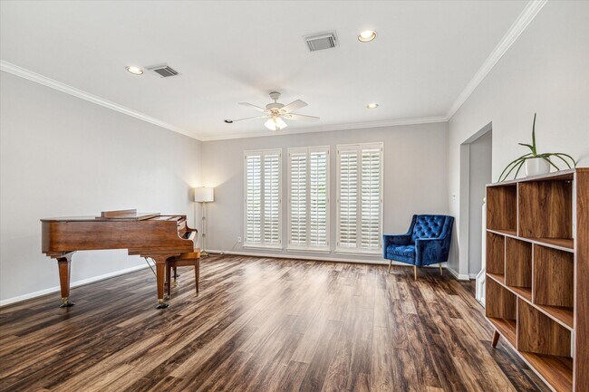 Photo - 1213 Oneil St Unit B