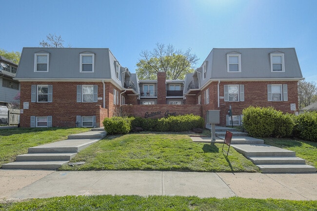 Photo - 4115 Warwick Blvd