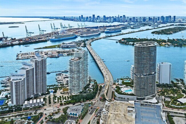 Photo - 500 Alton Rd Unidad 4104