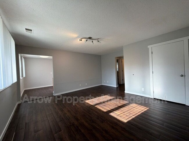 Photo - 520 N 4th St