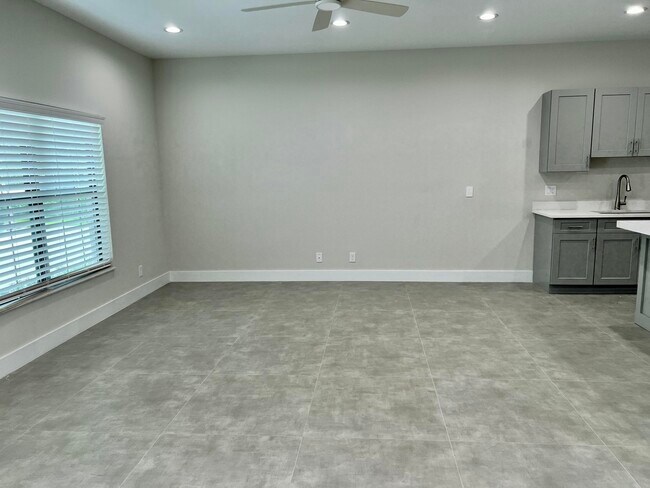 Photo - 2573 Gulfstream Rd