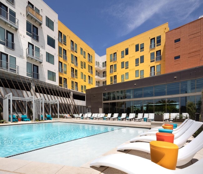 Photo - Residences at Saltillo