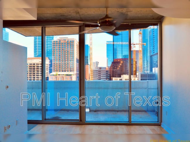 Photo - 360 Nueces St Unit Apt 913