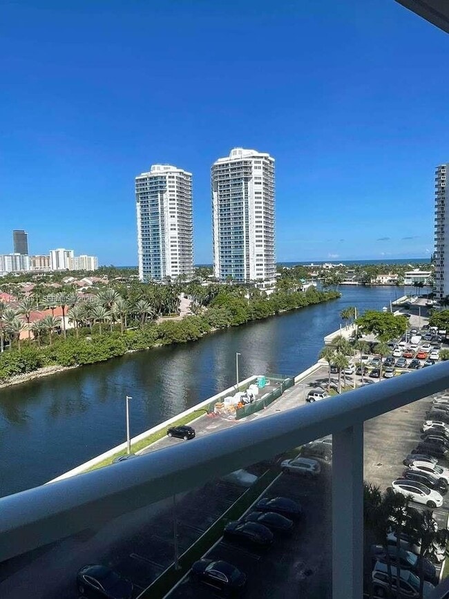 Photo - 3701 N Country Club Dr Unit 902