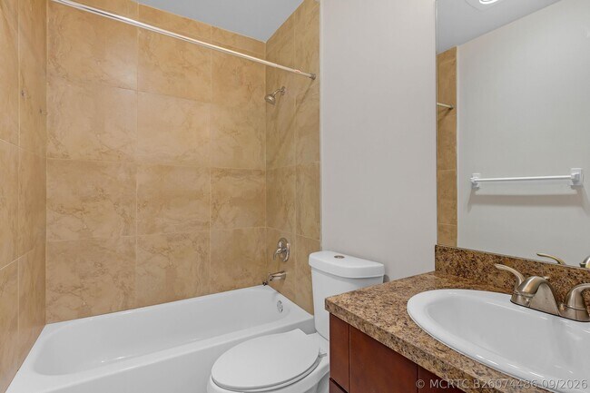 Photo - 520 NE 45th St Unit 3