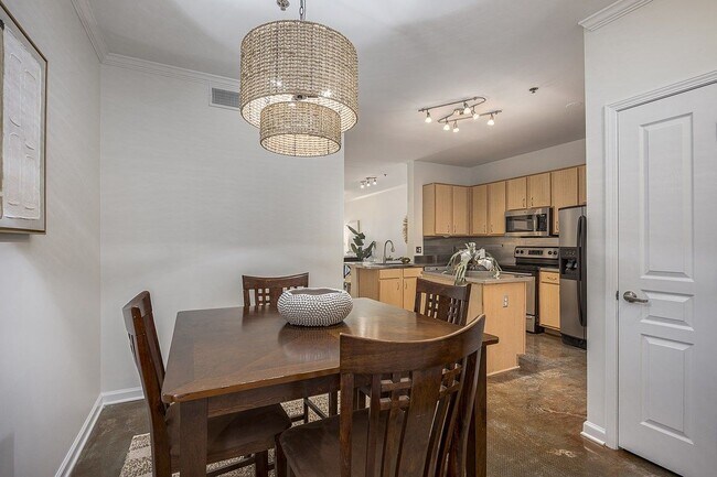 Photo - 1803 Broadway Unidad 510