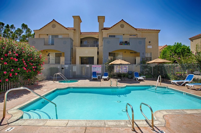 Highland Downs Apartments - Highland Downs Apartments