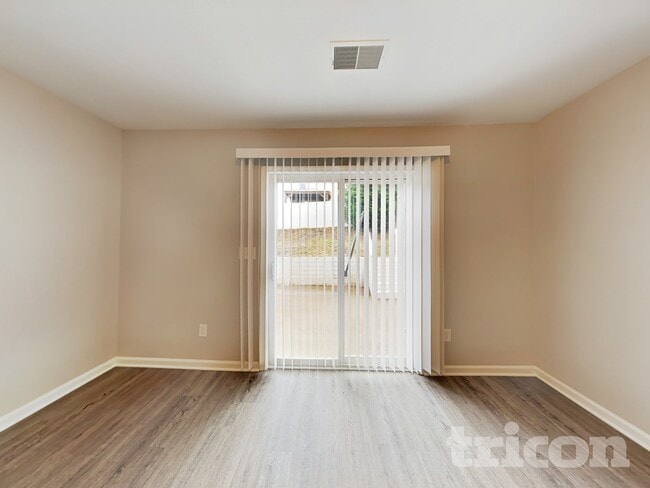 Photo - 4907 Patricia Ann Ln