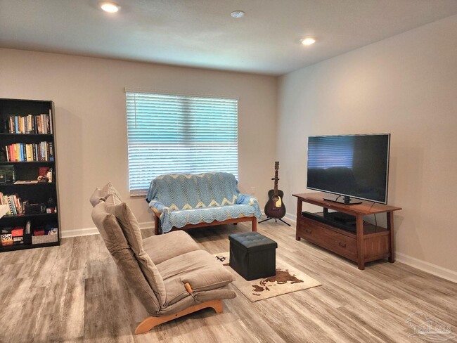 Photo - 6196 Secretariat Wy