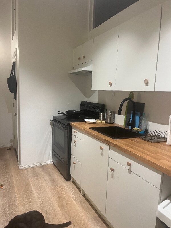 Photo - 975 Howard St