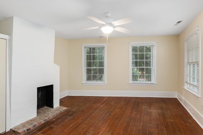 Photo - 13 Elizabeth St Unit 13 Elizabeth B