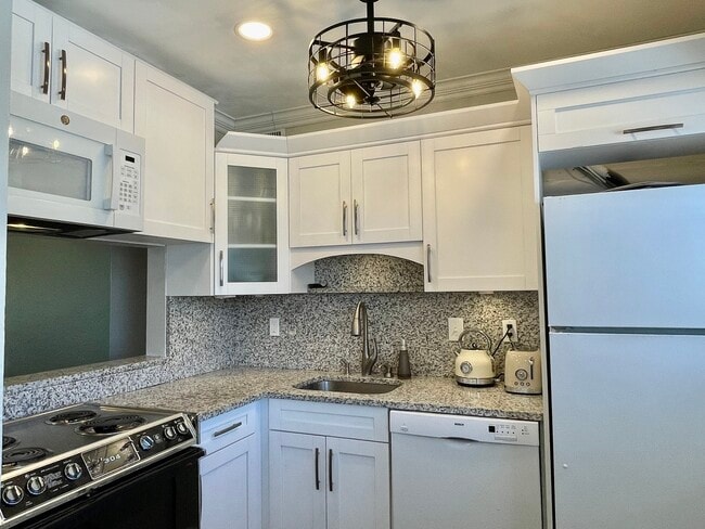 Kitchen - 7510 Dickens Ave Unit Miami Beach
