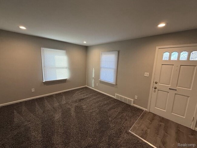 Photo - 13661 Kingston St