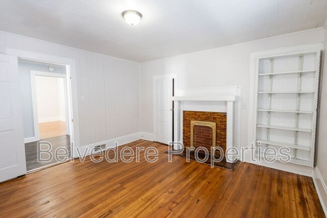 Photo - 1400 24th St NE