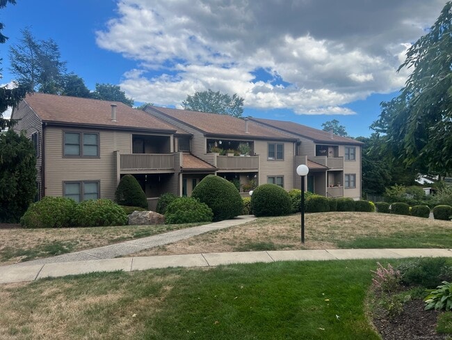 Photo - 495 Vincelette St Unit 17