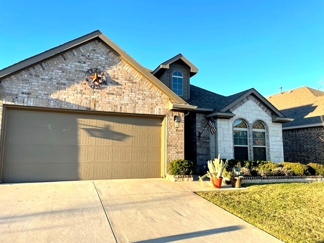 Photo - 1105 Lake Woodland Dr