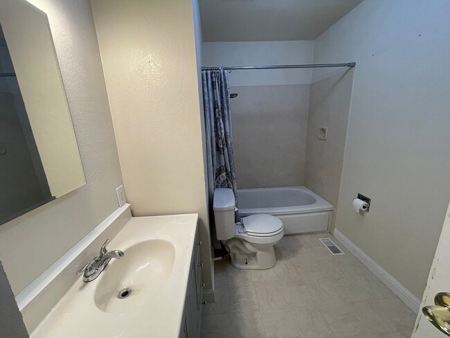 Photo - 284 Citrus Ave