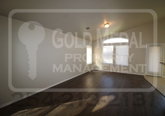 Photo - Willamette Wins – Where Convenience Meets Everyday Living!