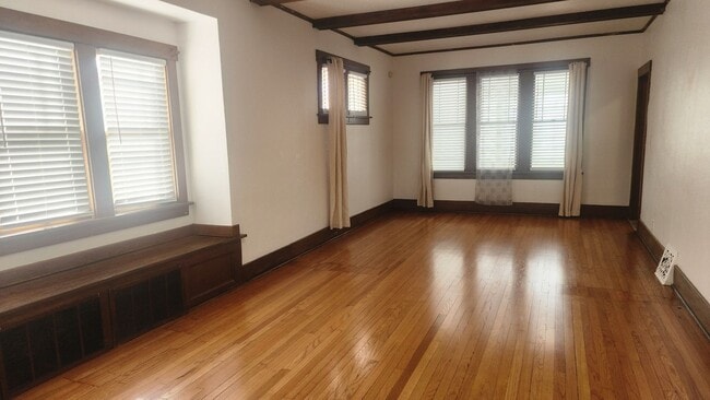 Photo - Rent your way to a brighter future!