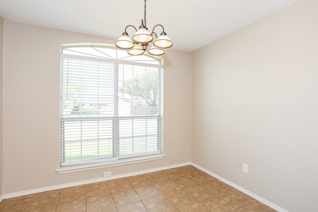 Photo - 6406 Brookglen Dr