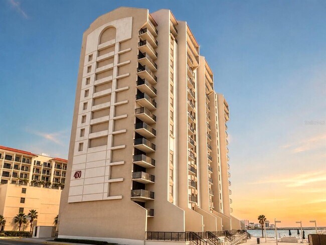 Building Photo - 450 S Gulfview Blvd Unit 708